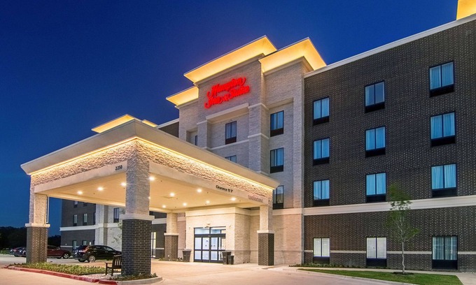 Richardson Hotel | Hampton Inn & Suites Dallas/Richardson