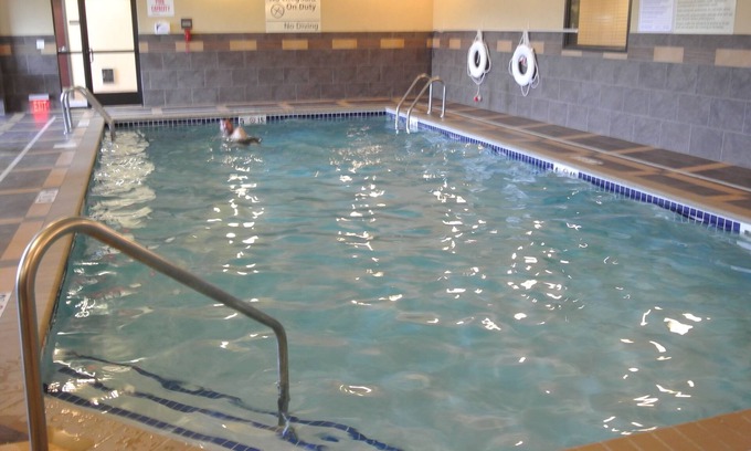 Dickinson Hotel | Hampton Inn & Suites Dickinson