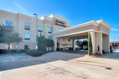 Fossil Creek Hotel | Hampton Inn & Suites Fort Worth-Fossil Creek