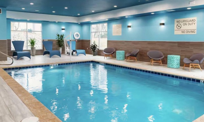 Gordonville Hotel | Hampton Inn & Suites Intercourse