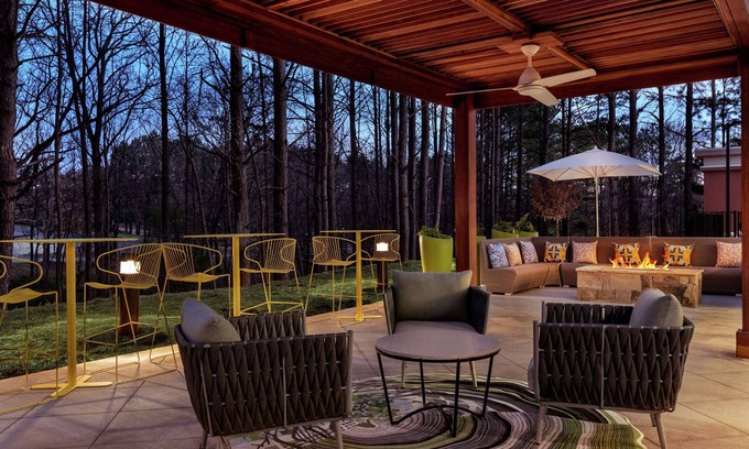 Johns Creek Hotel | Hampton Inn & Suites Johns Creek