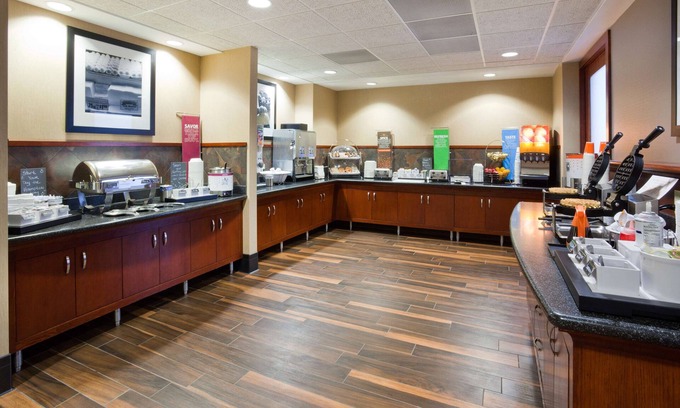 Lino Lakes Hotel | Hampton Inn & Suites Lino Lakes