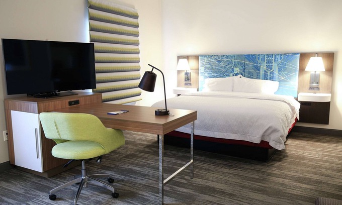 Mount Laurel Hotel | Hampton Inn & Suites Mount Laurel/Moorestown