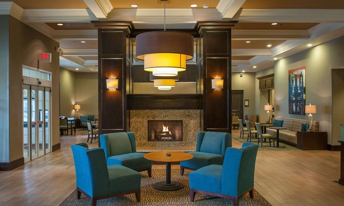 Elmwood Hotel | Hampton Inn & Suites New Orleans-Elmwood/Clearview Pkway, LA