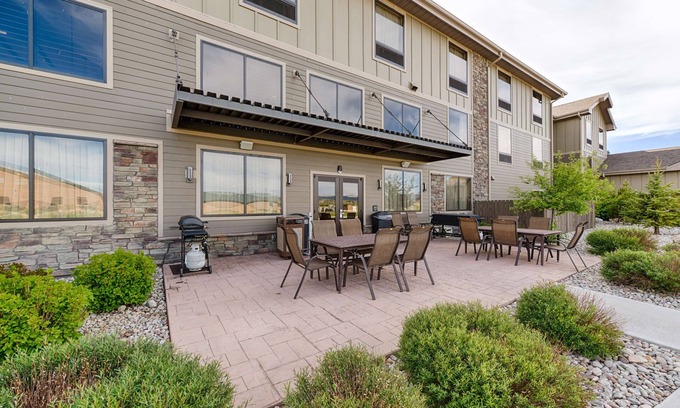 Pinedale Hotel | Hampton Inn & Suites Pinedale