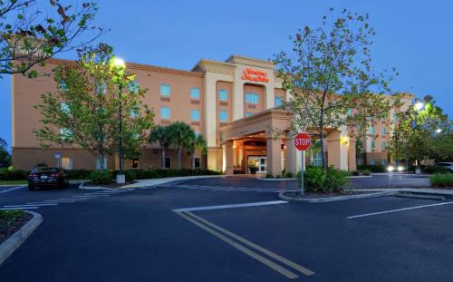 Bayonet Point Hotel | Hampton Inn & Suites Port Richey