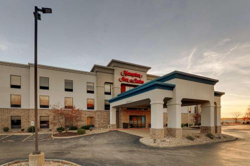 Glen Carbon Hotel | Hampton Inn & Suites St. Louis - Edwardsville