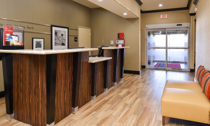 Van Horn Hotel | Hampton Inn Van Horn