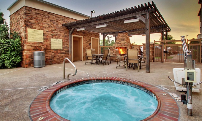 Vernon Hotel | Hampton Inn Vernon