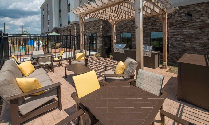 Waynesboro Hotel | Hampton Inn Waynesboro