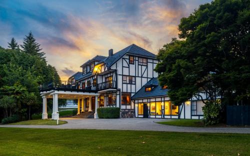 Hamurana Hotel | Hana Lodge