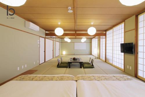 Hiroshima City Centre Apartment | Hanagin - Large 2 bedroom apartment for 12people 301