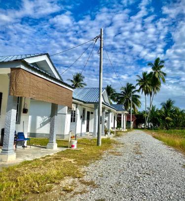 Kampung Maligai Resort | hananirich homestay