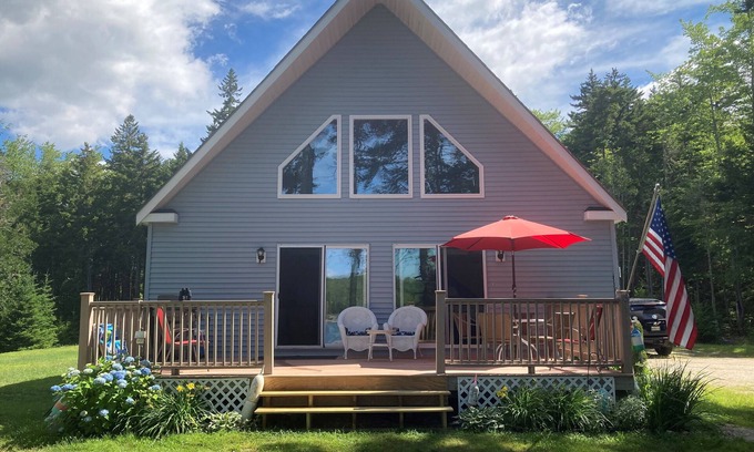 Hancock Point House | Hancock Cottage by the Sea