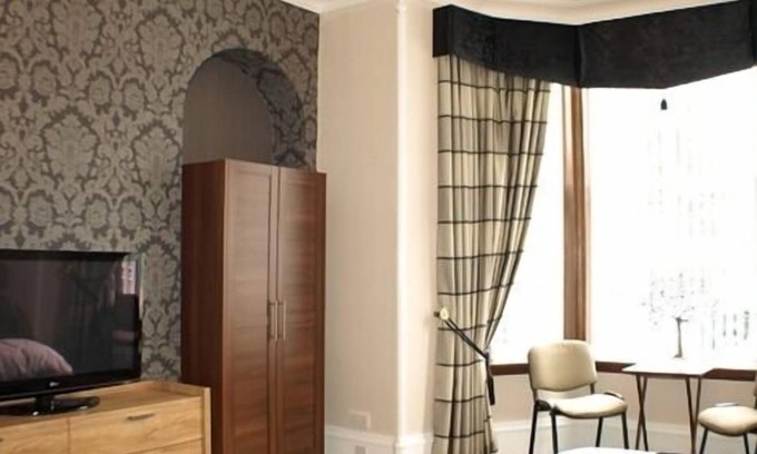 Central Aberdeen House | Hannah's Guesthouse