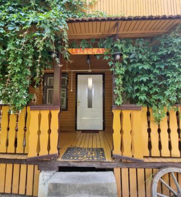 Joseni House | Hanul Basa Fogadó