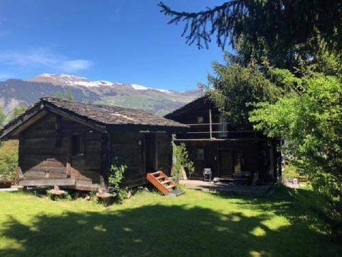 Bruson Ski Chalet | Happiness only!