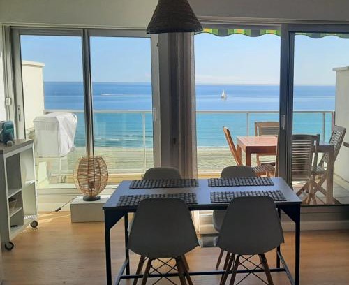 La Cote Radieuse Apartment | Happy 7