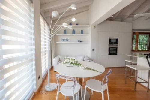 Riva di Solto Apartment | Happy Guest Apartments - Lake & Style