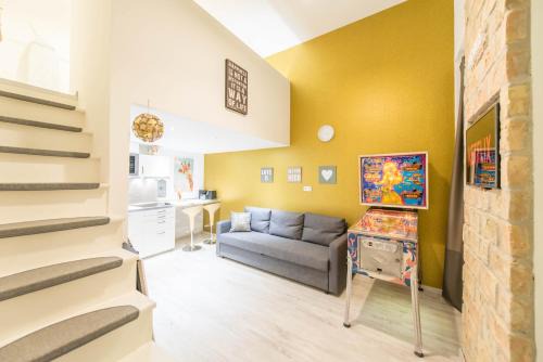 Nepszinhaz negyed Apartment | happy home JOY