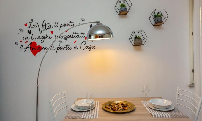 Busto Arsizio Apartment | HAPPY HOUSE 7 minuti da MXP e 30 minuti da Milano