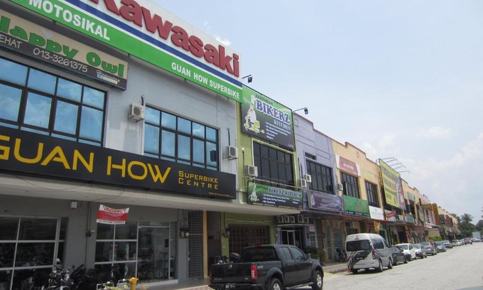 Kampung Kepayang House | Happy Owl