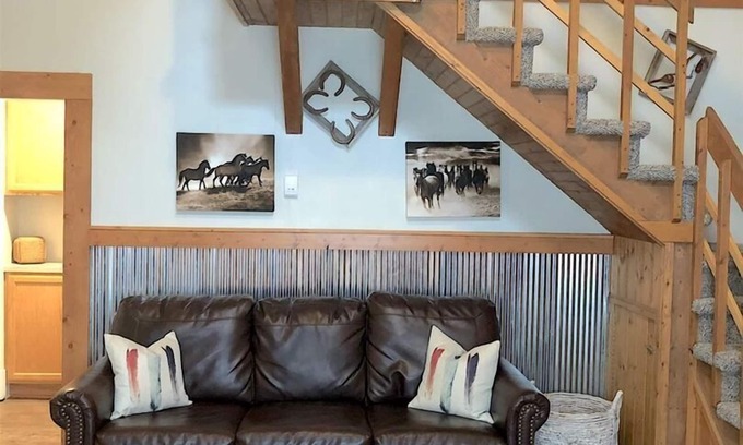 Cody House | Happy Trails, nestled on a tree lined street & walking distance to historic downtown Cody!