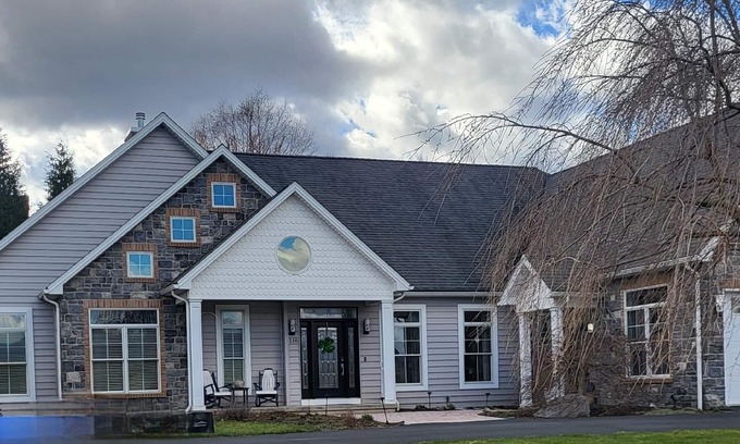 Boalsburg House | HAPPY VALLEY HOME, PERFECT WEEKEND ESCAPE FOR ALL PENN STATE EVENTS!