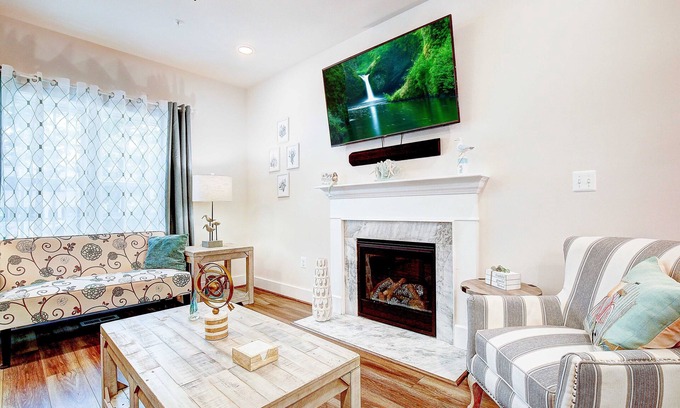 Rose Haven House | Harbor Breezes at Herrington Harbor