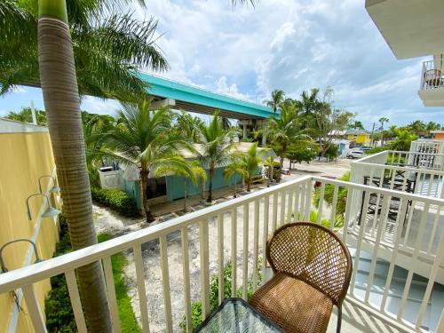 Fort Myers Beach Apartment | Harbour House at the Inn Unit 213 condo