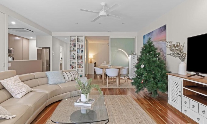 Newcastle Apartment | Harbour-side Delight - Newcastle NSW