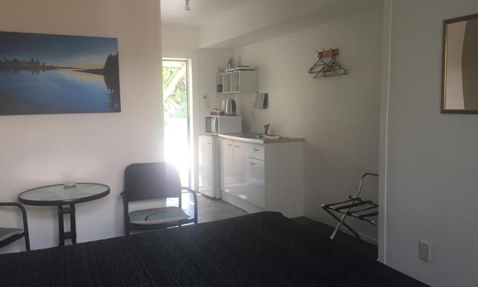 Coromandel Hotel | Harbour View Motel
