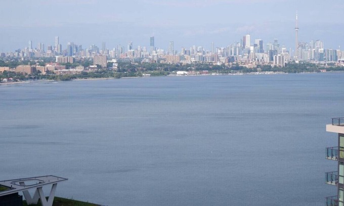 Port Credit Condo | Harbour Waterfront luxury Condo