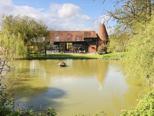 St Michaels House | Harbourne Oast