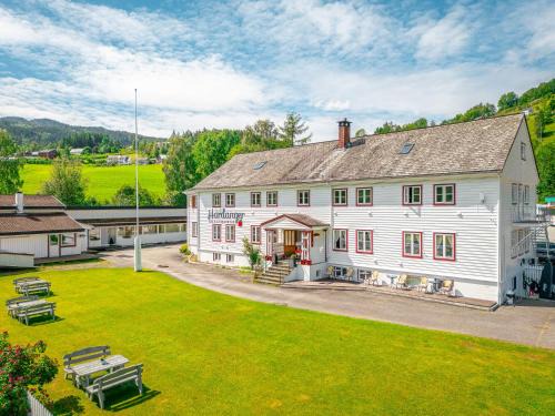 Ulvik Hotel | Hardanger Guesthouse