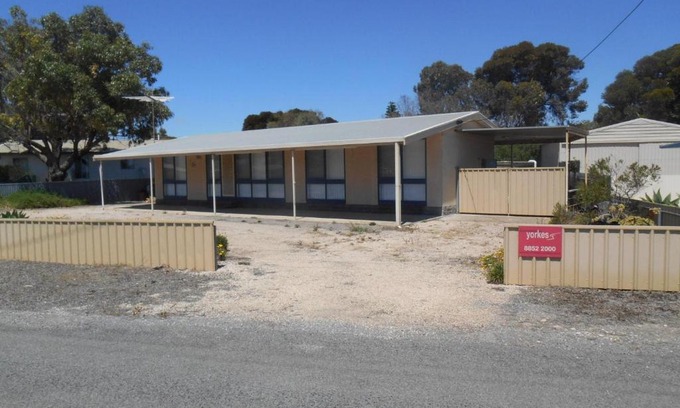 Minlacowie House | Hardwicke Beach House