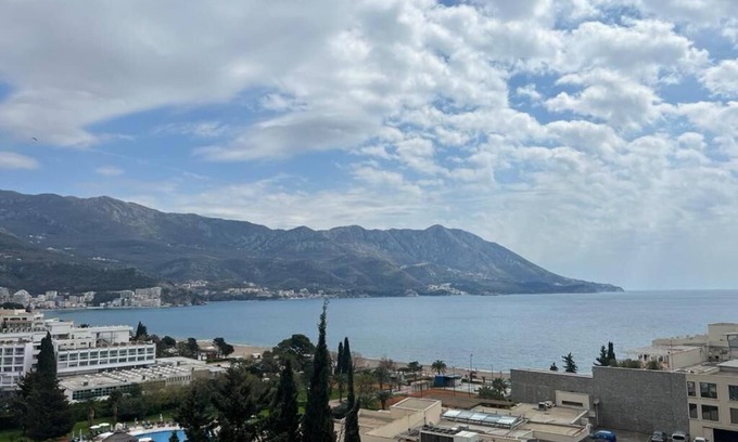 Boreti House | Harmonia Budva 1 - Apartment with Sea Viewn