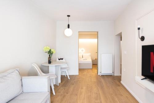 Neapoli-Sykies Apartment | Harmonia Minimal Apartments