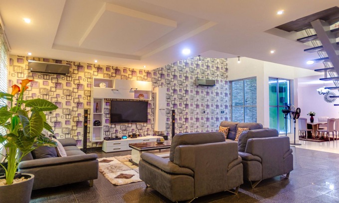 Ofin House | Harmony Home: Duplex with 4 bedrooms, terrace
