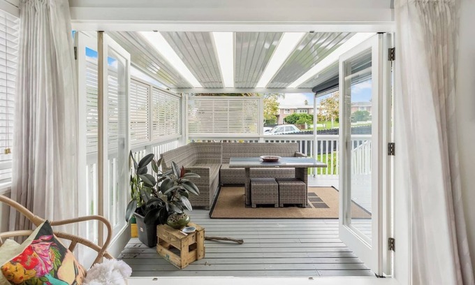 Howick House | Harmony Homestead close to Eastern Beaches