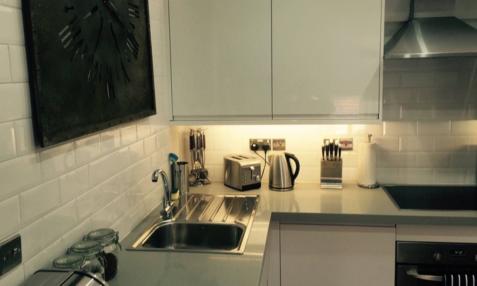 Harpenden Apartment | Harpenden House Apartment 4 Luxury 2 Bed Central Location