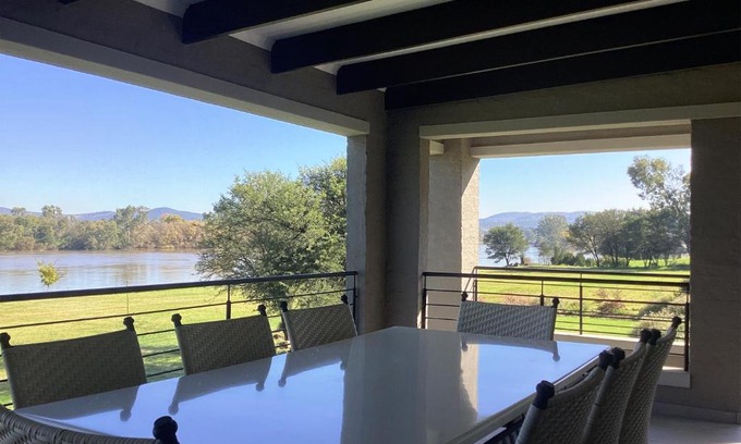 Parys Villa | Harpy Haven