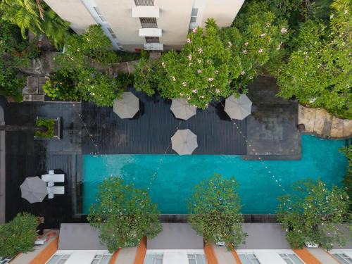 Sunset Road Hotel | HARRIS Hotel & Residences Sunset Road
