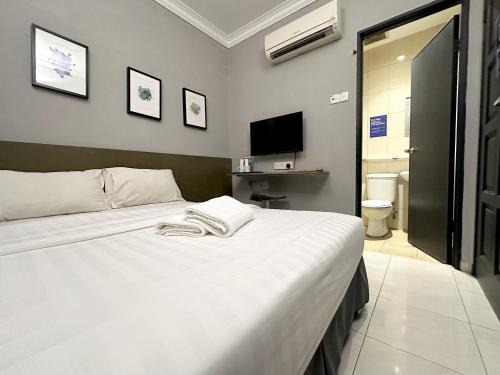 Kampung Tok Sirun Hotel | # Hashtag Hotel - Self Check in