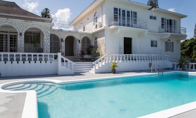 IronShore Estates Villa | Hatfield South Villa
