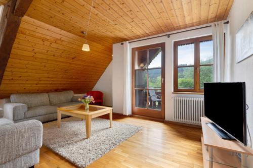 Schenkenzell House | Haus 2 Hanselishof - 2 Wohnungen