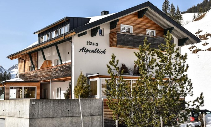 Schroecken Apartment | Haus Alpenblick
