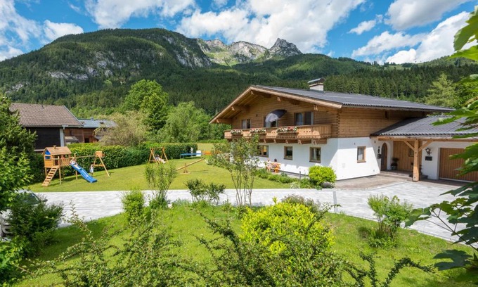 Lofer Apartment | Haus Alpenblick Lofer