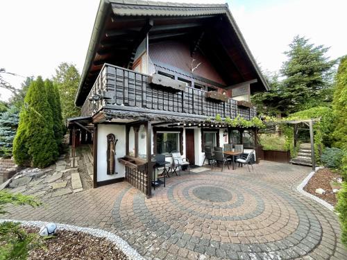 Hatzfeld House | Haus Balke