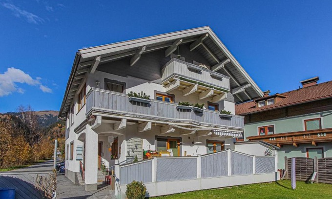 Muhlbach im Pinzgau Apartment | Haus Bernadette I